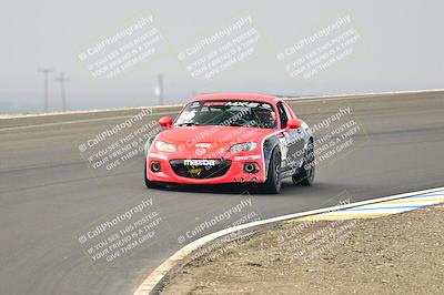 media/Jan-26-2025-CalClub SCCA (Sun) [[cfcea7df88]]/Group 4/Race/